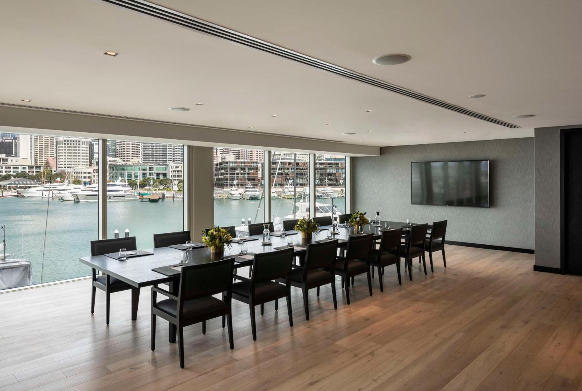 Отель Park Hyatt Окленд Экстерьер фото The Club at The Pier