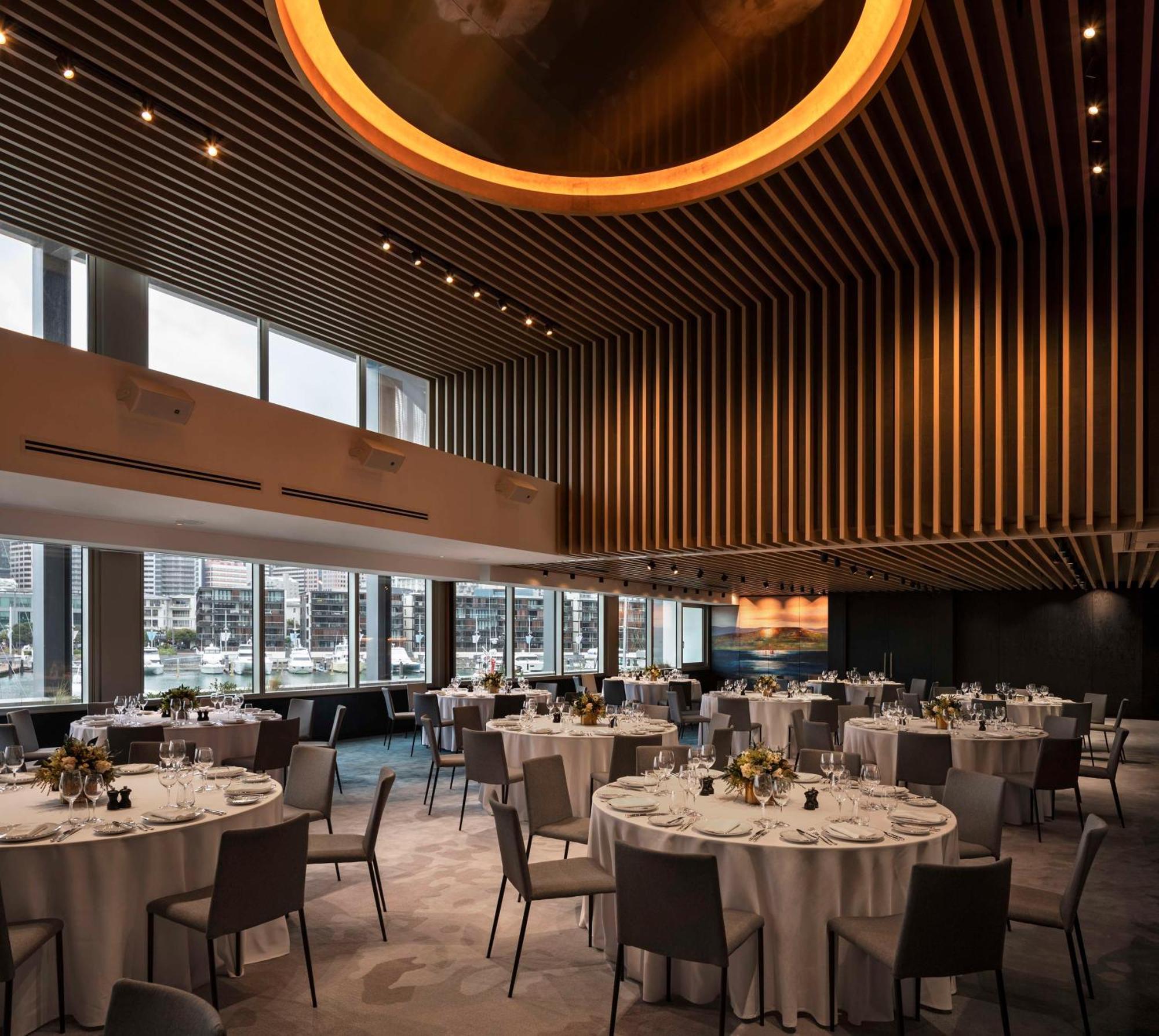 Отель Park Hyatt Окленд Экстерьер фото The interior of the restaurant