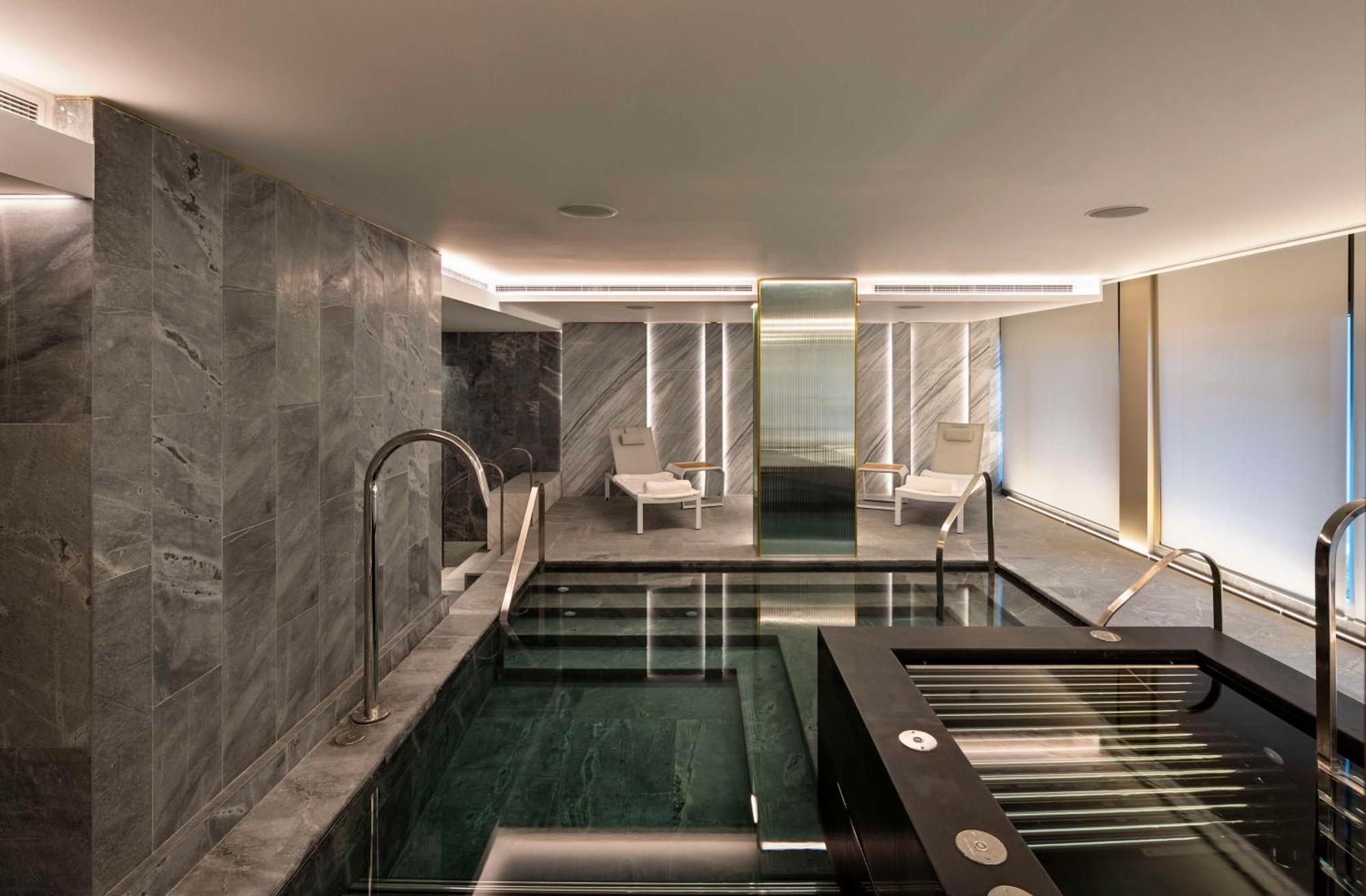 Отель Park Hyatt Окленд Экстерьер фото The spa at The Dorchester